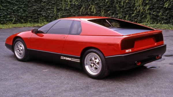 Maya не е точно суперавтомобил, но пък е с двигател пред задния мост и дизайнът му е дело на Джуджаро. Дебютът на Maya е през 1984 и идеята е моделът да се превърне в &bdquo;екзотичен масов автомобил&rdquo;. Във Ford планират да произвеждат до 50 такива коли на ден.

Двигателят е V6 с малко над 250 конски сили и е разработен съвместно с Yamaha, задвижва задните колела и работи с 5-степенна механична трансмисия.
Компанията подготвя още два прототипа &ndash; Maya II ES и Maya EM, но в крайна сметка се отказва от проекта.
