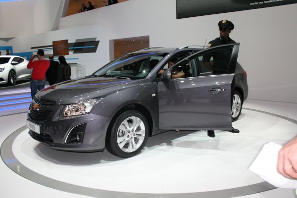 Женева 2012 / Chevrolet Cruze Wagon