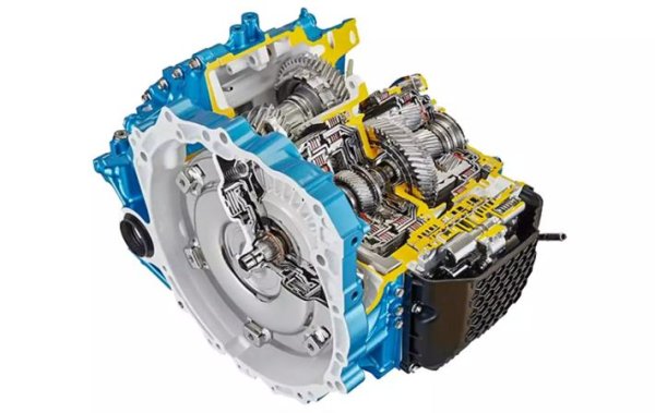 Класическият 6-степенен хидромеханичен автоматичен"Aisin TF-80SD, освен на кросоувърите с 2,4-литров дизел, беше инсталиран на всички по-ранни версии с 6-цилиндров мотор. Той е надежден, като изкарва над 250 000 км, но маслото трябва да се сменя задължително на най-много 60 000 км.

Не по-малко успешен е 8-степенният Aisin TG-81SC, който беше добавен по време на фейслифта от 2013 г., като е съчетан с двулитрови двигатели.