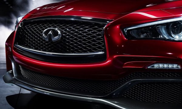 Q50 Eau Rouge 