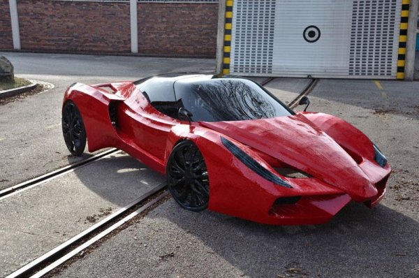 Fahrradi Farfall FFX - реплика на Ferrari FXX, която се задвижва с въртене на педали 