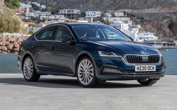 Словаците пренебрегват произвежданите от тях самите Kia Sportage (8-о място), Kia Ceed (9-о) и Peugeot 208 (13-о) за сметка на Skoda и Hyundai, сглобявани в съседна Чехия. 

1. Skoda Octavia - 913
2. Skoda Kamiq - 761
3. Skoda Scala - 756
4. Skoda Fabia - 743
5. Hyundai Tucson - 710
6. Hyundai i30 - 702
