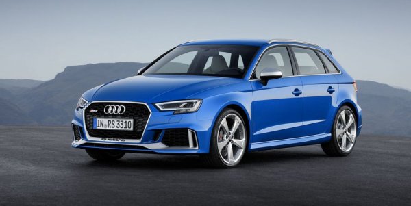 С 400 коня от петцилиндровия си турбомотор, това е не само забележително мощна, но и доста добре изглеждаща кола - особено във варианта хечбек, който се продава в Европа. Американците трябва да се задоволят със седана. 

