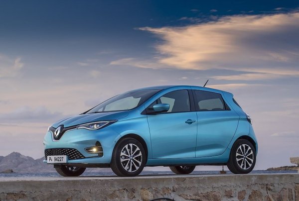 Средна стойност (3 години, 30 000 мили) на 1 януари 2023 г.: 14 857 лири

Средна стойност (3 години, 30 000 мили) на 30 юни 2023 г. 9993 лири

6-месечен спад на цената: 4864 лири