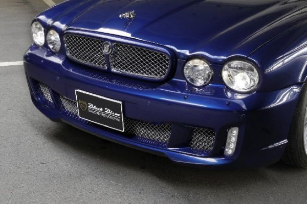 Jaguar XJ X350 Black Bison Edition oт Wald International