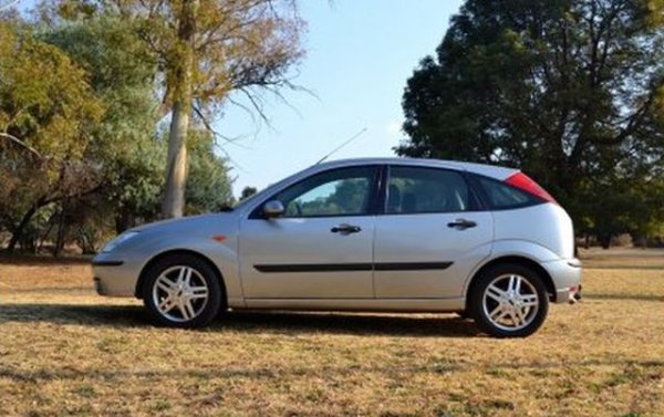 Тук влизат близо 45,000 лекотоварни автомобила. Делът на новите е малко под 4 на сто. Делът на над 21-годишните - 52%.
