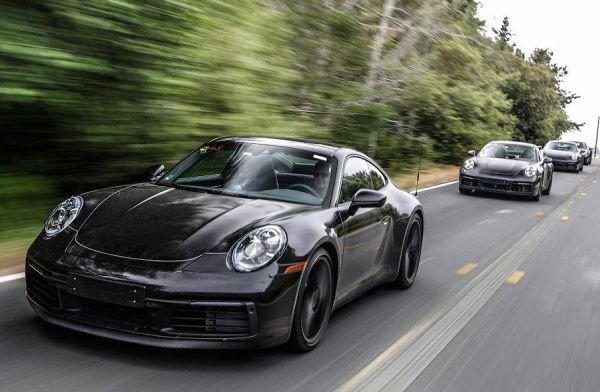 Porsche 911 (992)