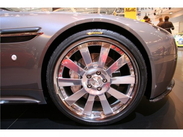 Aston Martin V8 Vantage 420 от Cargraphic / Essen Motor Show 2008