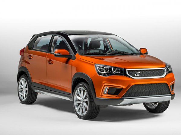 Италианската марка дебютира в България именно на автосалона в София. Тя е създадена през 2006 г., като предлага версии на китайски автомобили. В разработката им обаче весе са включени и европейски производители на автомобилни части. В България новата марка ще продава кросоувъри - DR3 (на снимката), DR4,  DR5 Еvо и DR6.