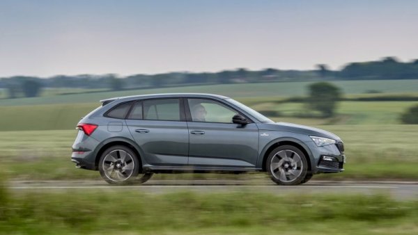 Спрямо 2023: 176% ръст

Буквално тази седмица Scala получи дългоочакваното обновяване на модела. Междувременно последните серии от досегашната версия се предлагат на доста конкурентни цени, което обяснява и завидния ръст на годишна база. 
