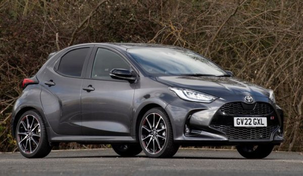 Спрямо 2023: 97% ръст

През миналата година суперминито на Toyota страдаше много от вътрешната конкуренция с кросоувъра Yaris Cross, но през 2024 стартира по-силно от повдигнатия си братовчед. 
