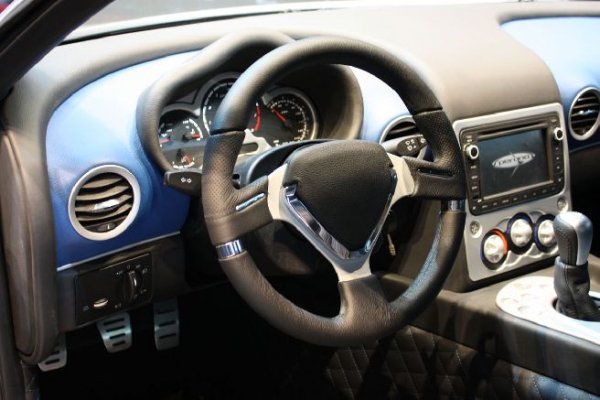 Южноафриканската суперкола Perana Z-One