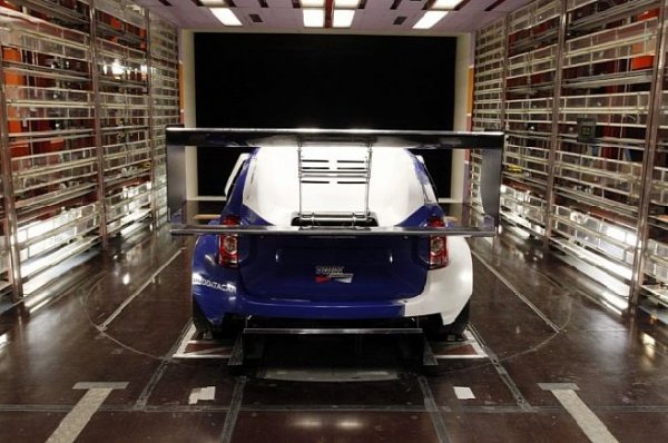 Dacia Duster No Limit (850 к.с. от Nissan GT-R) - състезателен вариант за състезанието Pikes Peak International Hill Climb