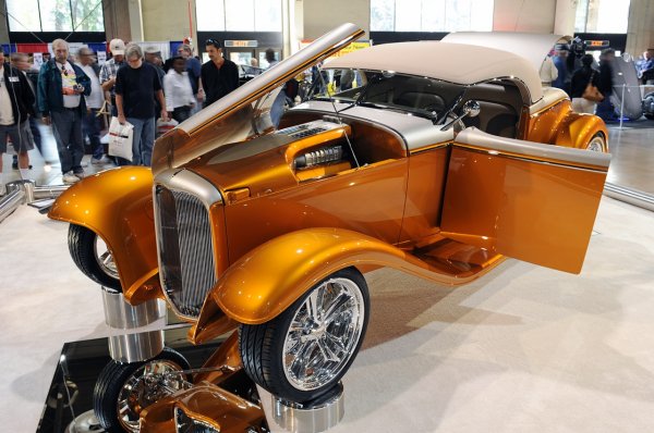 Кадри от тазгодишното американско автоизложение "Grand National Roadster Show"