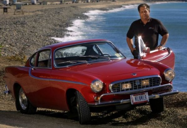 Моторът има обем 1779 куб. см, горен разпределителн вал, както и един или два карбуратора. Технически той е доста прост, като освен на Р1800, се поставя още на моделите PV544, Amazon и серия 144. Общо взето, това са всички модели, които Volvo произвежда през периода 1961-1981 г.
