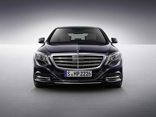 Mercedes S600 