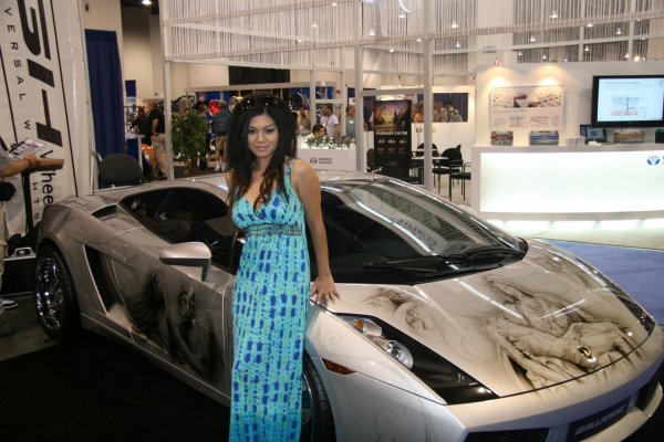 Tунинг Mомичета - SEMA 09