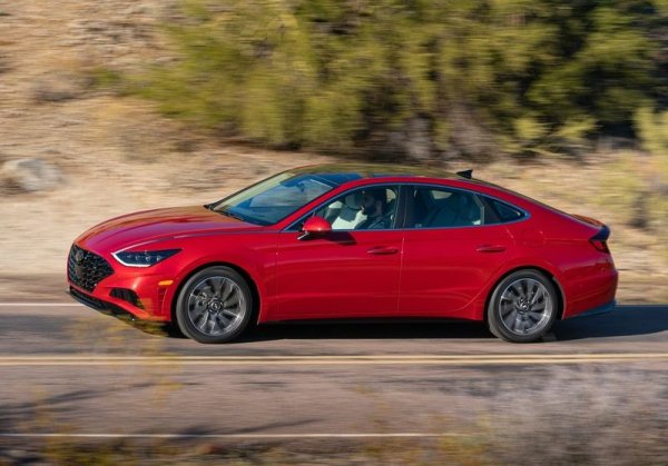 Hyundai Sonata  - 928 точки, Chevrolet Blazer и Hyundai Palisade - по 927