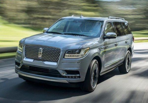 Lincoln Navigator (доставчик Harman) - 959 точки, Cadillac Escalade - 958, BMW X6 - 957