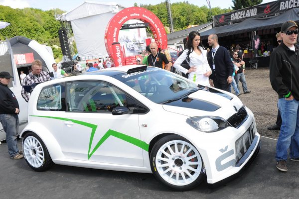 Фестивалът на феновете на Volkswagen Group Worthersee Tour 2012