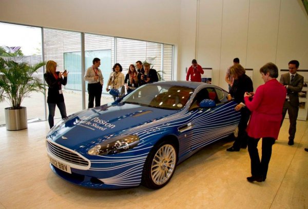 Aston Marin DB9 M1