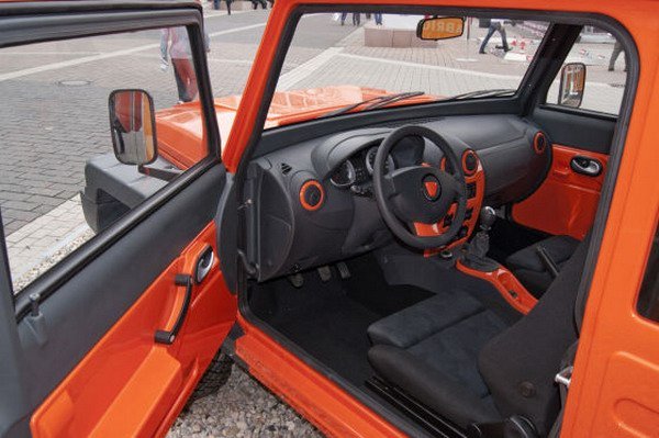 Travec Tecdrah - немски всъдеход на базата на Dacia Duster