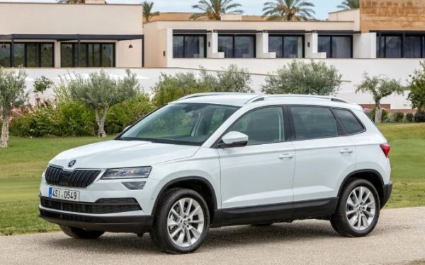 1. Skoda Karoq (2017-) &ndash; коефициент на надеждност 80,8%

Британците са недоволни от чешката Skoda Karoq с дизелов агрегат (23% от оплакванията). Повечето респонденти посочват различни проблеми, свързани с батерията, двигателя, електричеството и окачването.

2. Cupra Formentor (2020-) - 81,5%

3. Range Rover Evoque (2019-) - 82,7%

