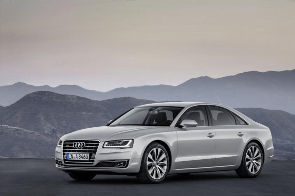 Обновените Audi A8/S8