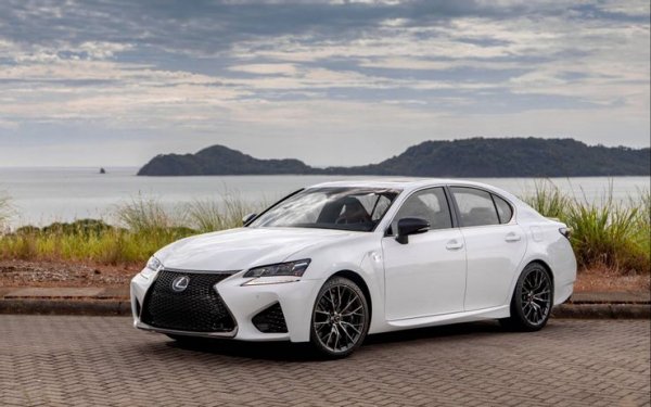 Avito lexus gs