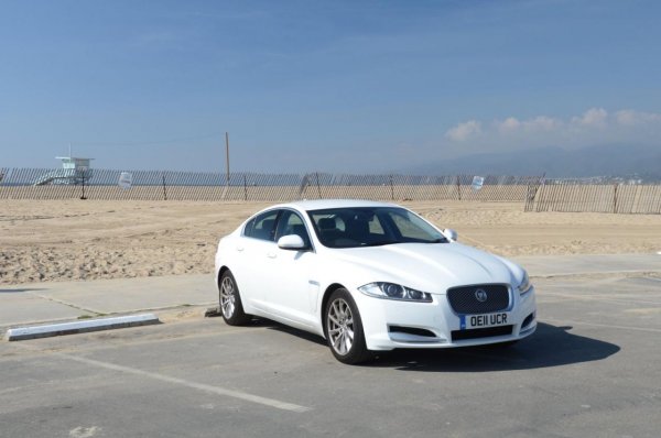 От Ню Йорк до Лос Анджелис с Jaguar XF 2.2 D. Среден разход на гориво 4.49 л./100 км!
