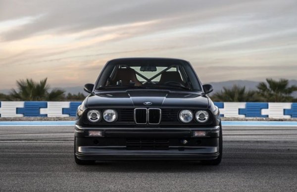 BMW M3 E30
