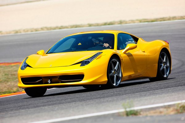 <p>Топ 10 на най-мъжкарските коли на пазара в САЩ<br /><br />1. Ferrari 458 Italia - 95.3% от купувачите са мъже</p>