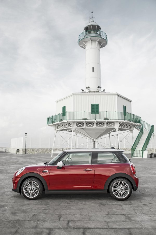 Новото MINI