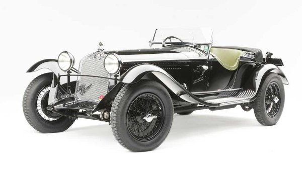 С компресорната Alfa Romeo 6C 1750 от 1931 Gran Sport Spider се достигат нови висоти на слава и стойност, благодарение на високата цена от 2 984 831 евро. Тя е постигната през 2014 на аукцион на Bonhams, като за това помага автентичността на автомобила, възстановен до най-високо ниво. 

Това е истински шедьовър, отново с подписа на Zagato, който всички големи колекционери биха искали да имат в гаража си.