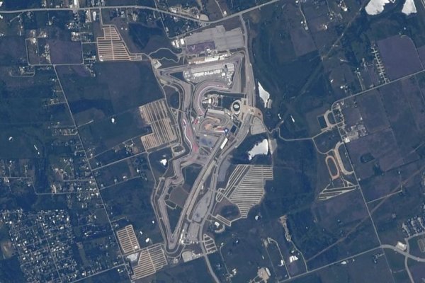 &bdquo;Пистата в Остин изглежда страхотно от високо, много цветна и интересна. Много интересна за каране, казвам това от личен опит.&rdquo;