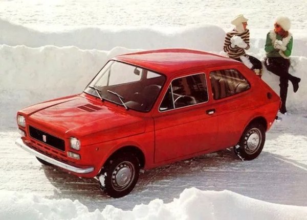 Последната от общо шестте години на върха за Fiat 127, който и до днес е най-популярният модел на компанията в Европа - наследникът му Uno така и не успява да стане номер 1, а Punto го постигна само веднъж. 
Но си личи, че хегемонията приключва: 127 изпреварва Golf и Renault 5 само с няколко хиляди бройки. 
