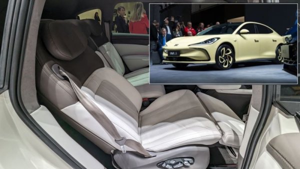 В Женева MG лансира и новата си марка за премиум електромобили, наречена IM Motors. Нейният седан IM L6 ще се конкурира с Теsla Model 3, като обещава фантастичните 800 километра пробег с едно зареждане благодарение на батерията с капацитет 100 киловатчаса. Ускорението от 0 до 100 км/ч отнема около 3 секунди. Ще има и по-скромна версия със 77-киловатчасова батерия и пробег около 600 км. Задната дясна седалка може да се превърне в легло само с едно натискане на бутон, благодарение на сложна система от електромотори. 
