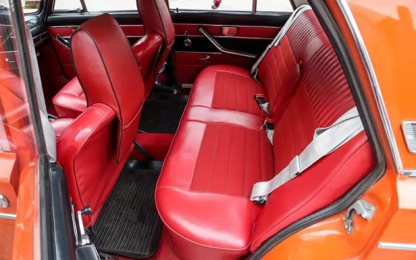 ВАЗ-2103 не е точно колекционерска машина, разбира се, а и при 1.3 милиона произведени бройки няма как да бъде. И все пак интересът към модела постепенно расте. Екземпляри в лошо състояние се продават в Русия за еквивалента на 300-400 лева, но по-запазените гонят 3-4 хилядарки. 
В българските обяви в момента се предлагат три бройки от втората половина на 70-те, всичките с добър вид и малък километраж - и с цени "при запитване" и "само за ценители". 
