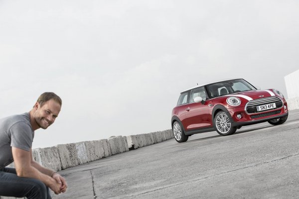 Новото MINI