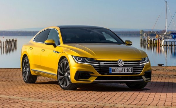 Германците бяха сред първите, пренесли купе-естестиката в сегмента на уж скучните бизнес лимузини. Дебютът им в този сегмент, СС, нямаше кой знае какъв успех. Но наследникът му Arteon се справя много по-добре със задачата, предлагайки елегантност, без да жертва практичността. 
