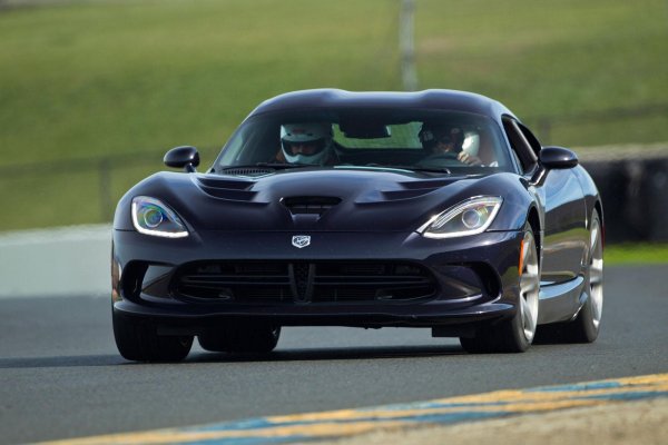 SRT Viper излиза на пазара в Европа