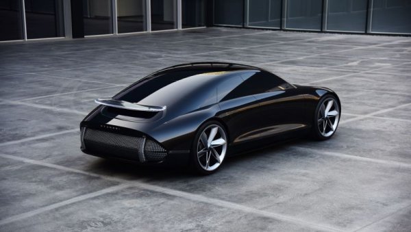 Глобалните продажби на Hyundai са се увеличили с почти 4% през 2021 до общо 3.89 милиона автомобила, като това включва и дъщерната премиум марка Genesis. От тях 3.89 милиона са реализирани на външните пазари, остатъкът - в Южна Корея. 
