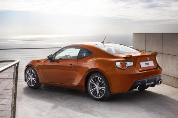 GT 86 - Новото спортно купе на Toyota