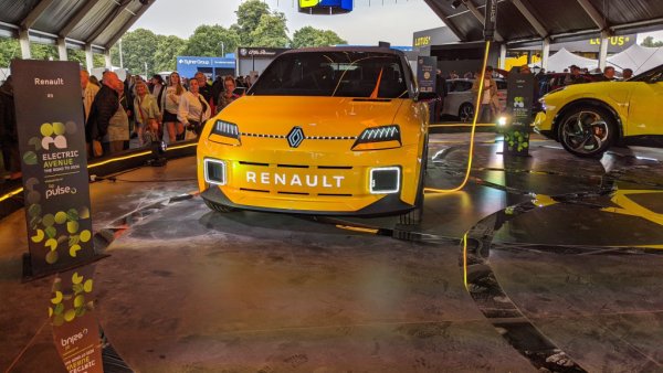 Новото Renault 5 - вече изцяло електрическо