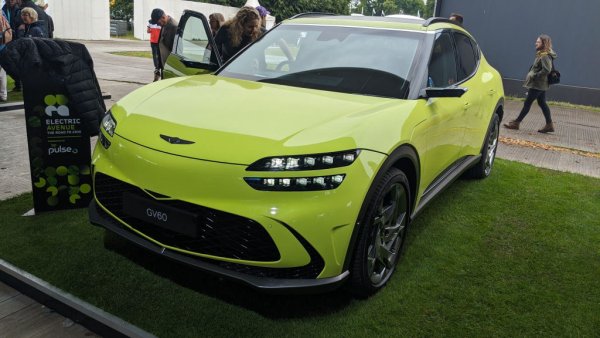 GV60 - новият електрически кросоувър на Genesis, премиум бранда на Hyundai