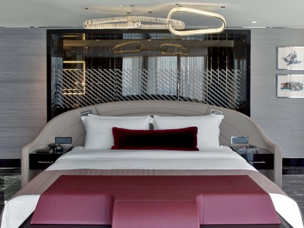 Апартаментът Bentley в хотел St. Regis Istanbul