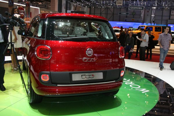 Fiat 500L / Женева 2012