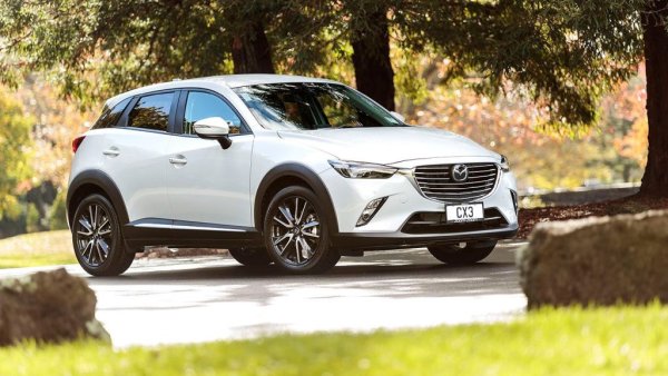 Среден процент проблеми: 6,6%
Среден пробег: 69,000 км

Клиентите се оплакват от посредствена шумоизолация и от мудната работа на автоматичната трансмисия, както и от бавната при стартиране мултимедия. Тези проблеми до голяма степен бяха елиминирани с фейслифта през 2019. Като цяло, най-малкият кросоувър на японците е много надежден. Имаше една сервизна акция за дефектни горивни помпи, но тя засяга относително малка производствена серия. 
