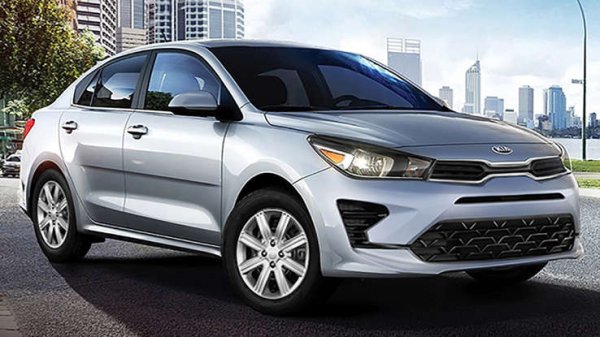 Тригодишна промяна в стойността: -3,5% (-631 долара)

Текуща стойност: 18 660 долара

Прогнозна базова стойност за 2017-2019 г., коригирана спрямо инфлацията: 18 029 долара

Тип: Субкомпактен седан