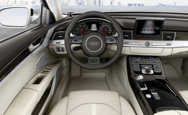 Обновените Audi A8/S8